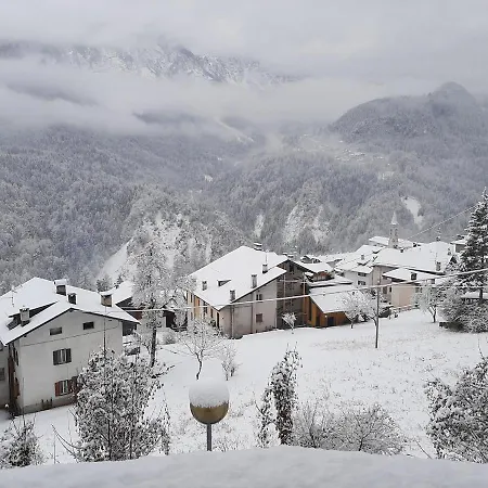 In Montagna شقة *